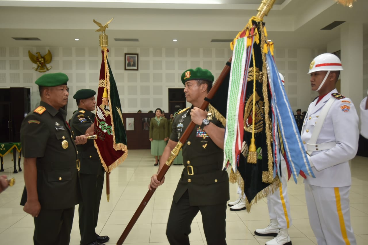 Tujuh Jabatan Strategis TNI AD Diserahterimakan - LIPUTAN.CO.ID