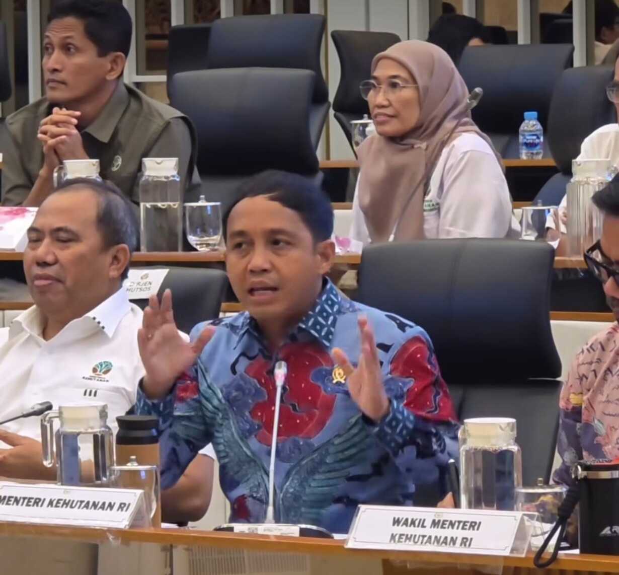 Menteri Kehutanan, Raja Juli Antoni