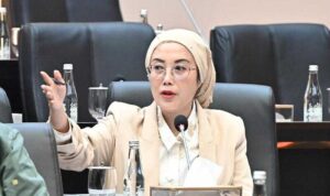 Selly Andriany Gantina